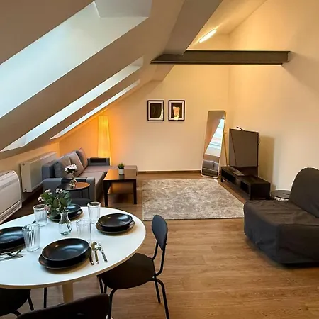Apartment Modern Attic In Old Town | Tv | Washer & Dryer Prag