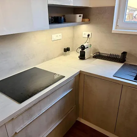 Apartment Modern Attic In Old Town | Tv | Washer & Dryer *